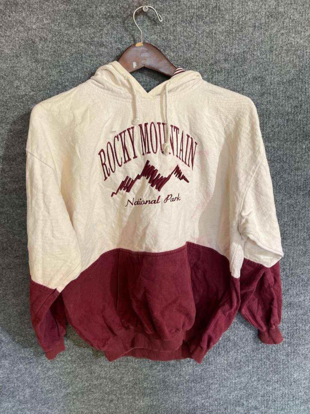 Vintage Time Square Sportswear Hoodie Mens Medium Maroon Rocky Mountain 90s